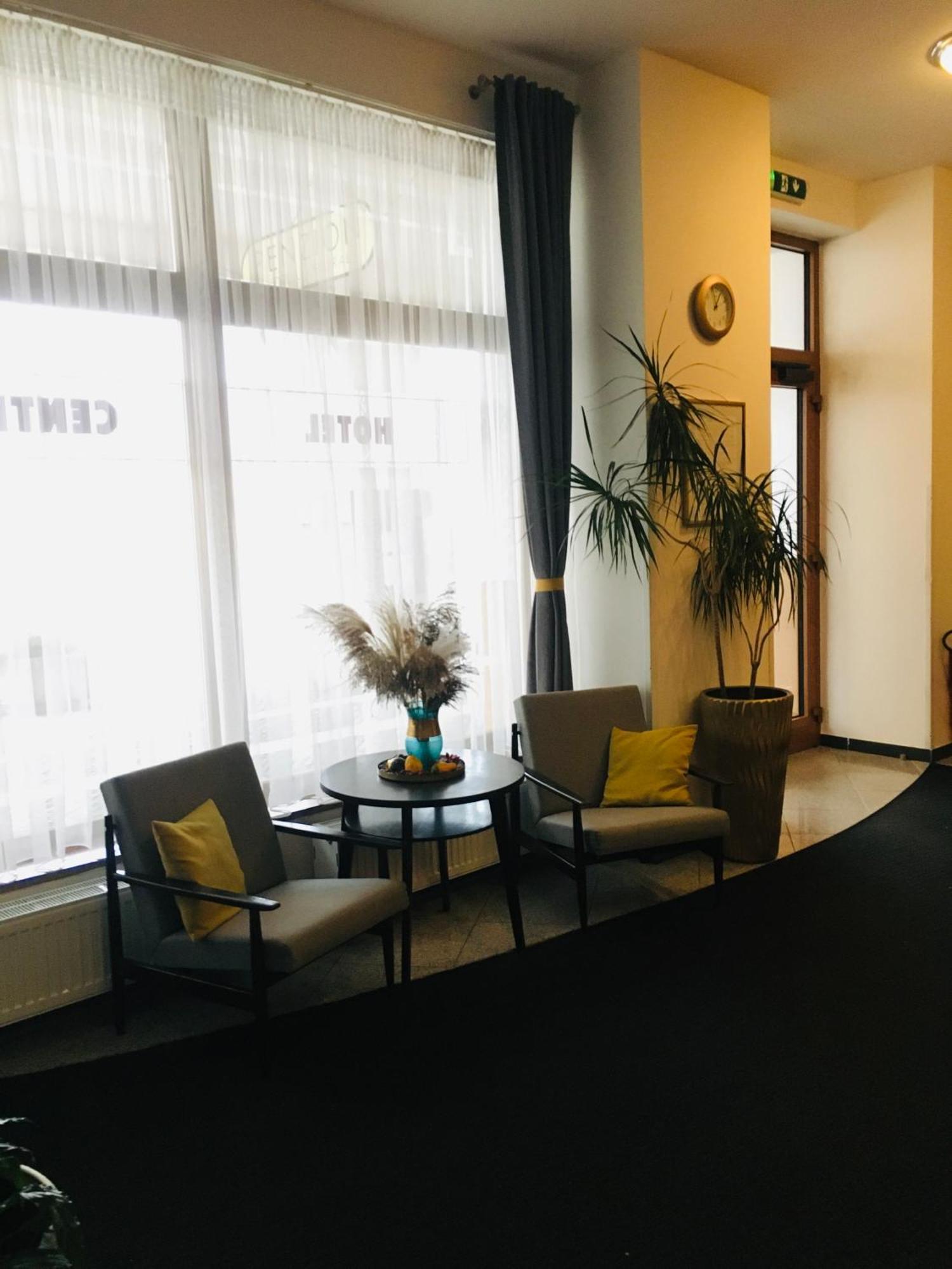 Penzion Hotelu Central Dvůr Králové nad Labem Esterno foto