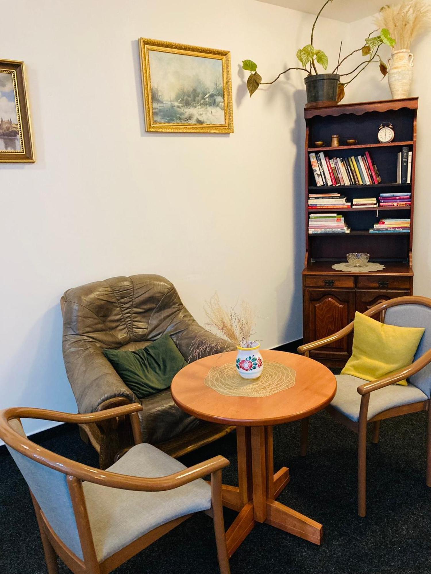 Penzion Hotelu Central Dvůr Králové nad Labem Esterno foto